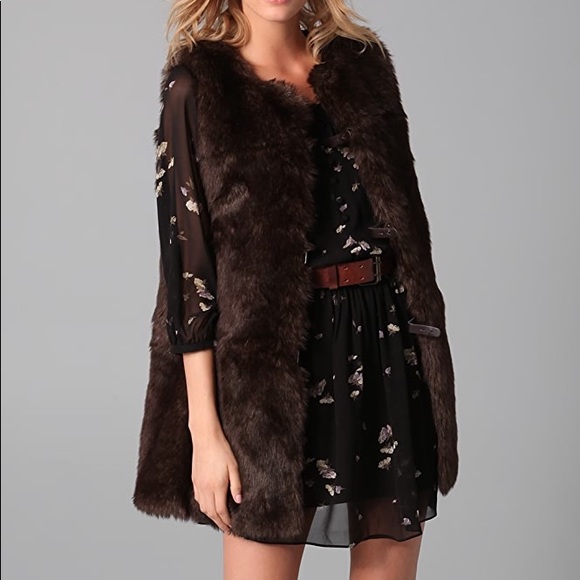 Club Monaco Baylee Faux Fur Vest - Picture 1 of 9